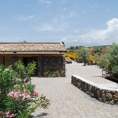 Etna Hills Scalilli 4* Paterno (Sicily)